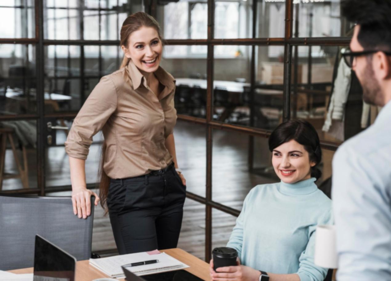 Современный офис Plexomniex Labs в Алматы